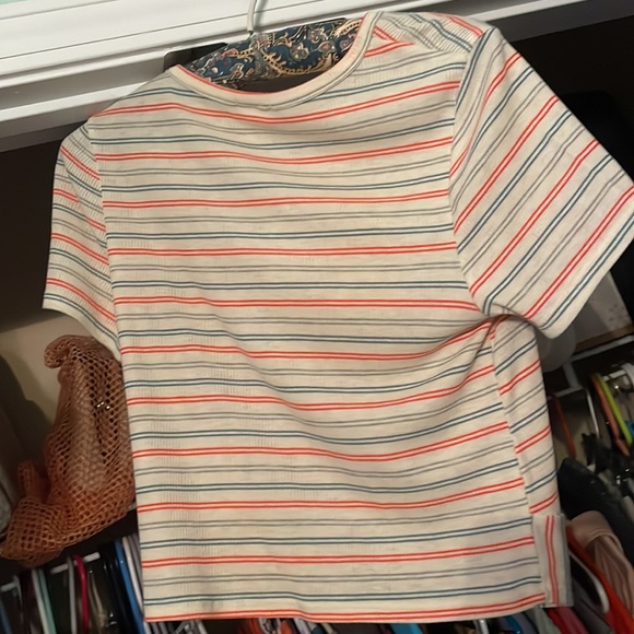 Striped Crop Top - Picture 3 of 4